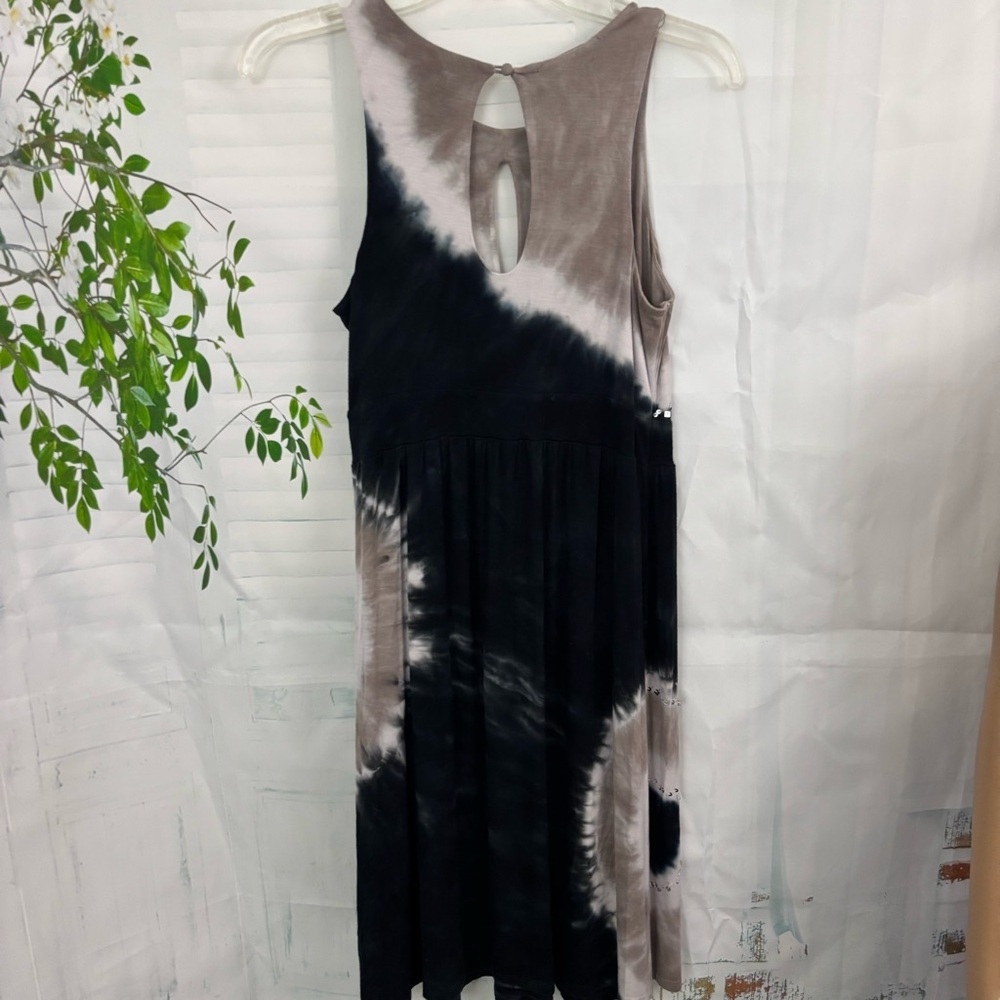 INC International Concepts Black and Gray Tie-Dye Midi Dress - Picture 4 of 7